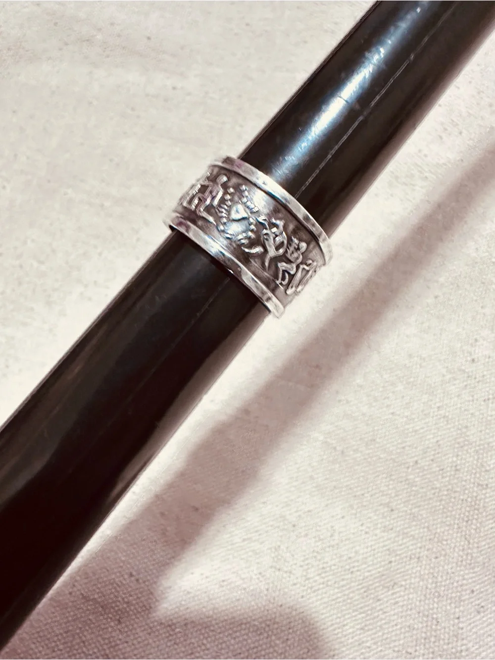 Vintage | Ring | Engraved Wide Silver-Tone Band Ring with Figurative Motif
